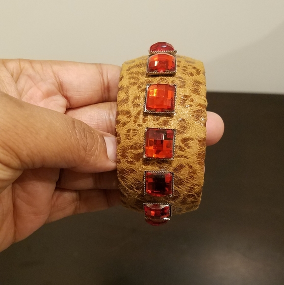 Bracelet - Picture 3 of 3